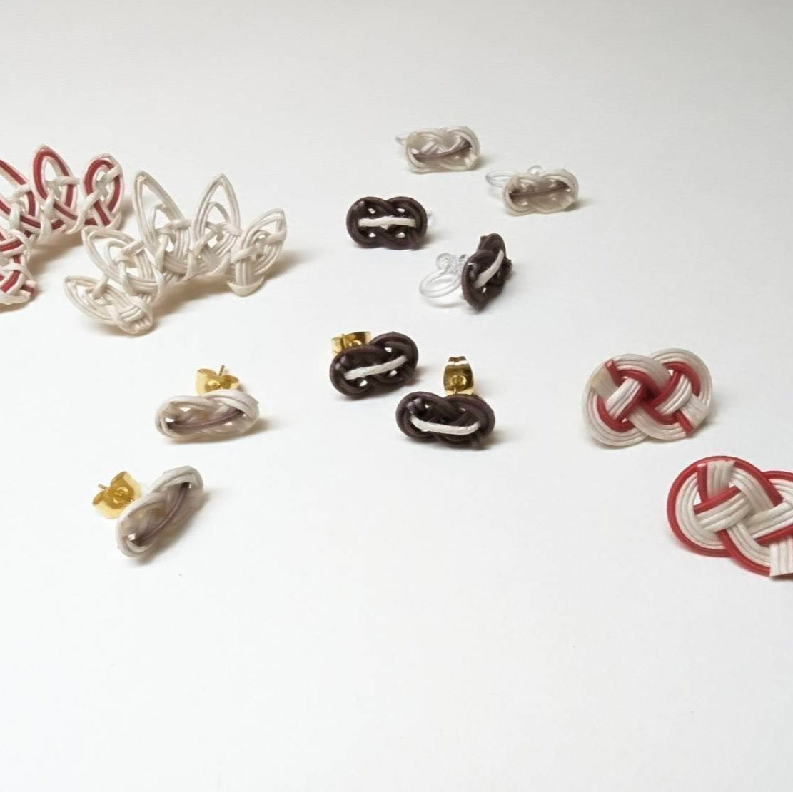 アップサイクル水引(8の字バッジ)