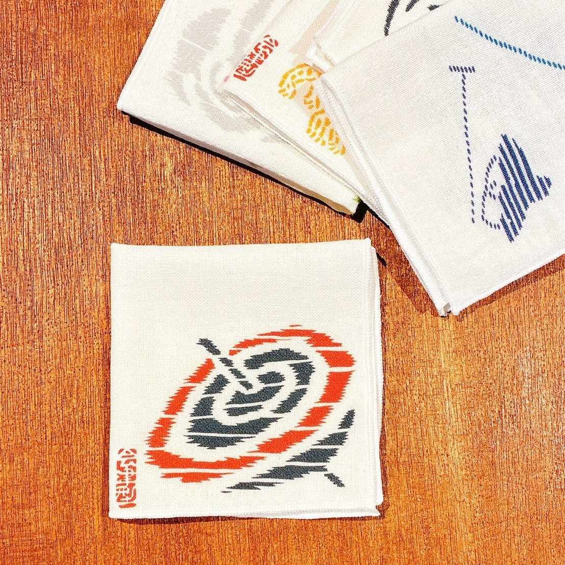 独楽(会津型ハンカチ)