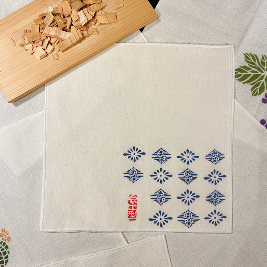 向かい鶴と菊