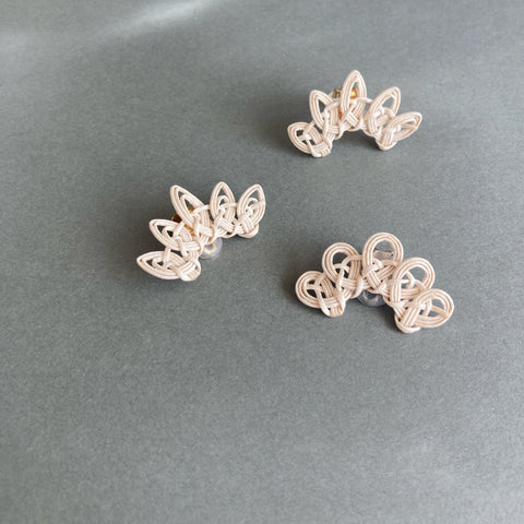 アップサイクル水引（イヤーカフ）