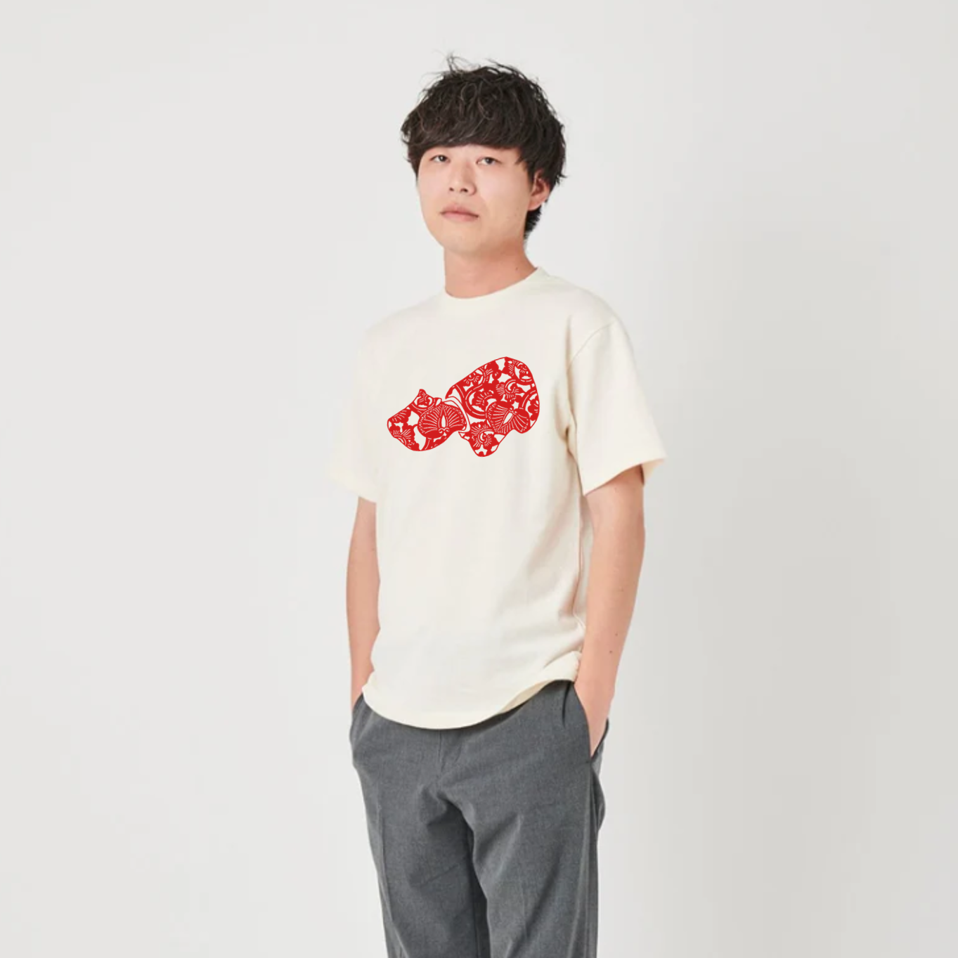会津型Tシャツ（赤べこ）