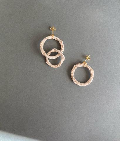 アップサイクル水引（アシンメトリーピアス/イヤリング）